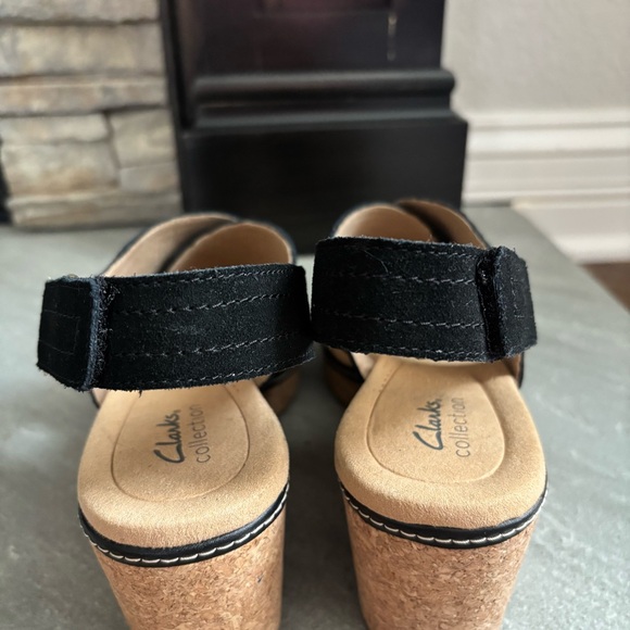 Clarks Giselle Cove Black Suede Sling Back Cushion Wedge Sandals Women Size 10W - Picture 7 of 14
